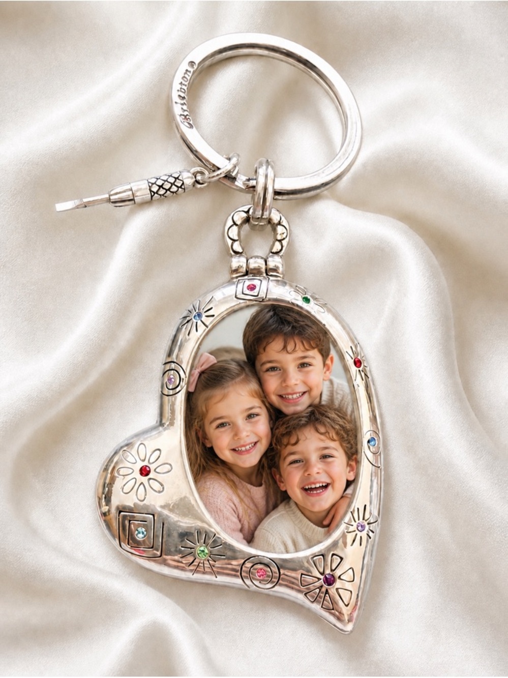 NWOT Brighton Fireworks Heart Key Fob Keychain Oval Picture Frame Holder Locket